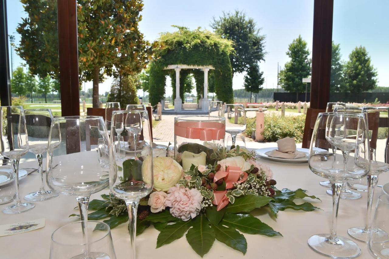 Hotel Novarello Granozzo con Monticello Luaran gambar